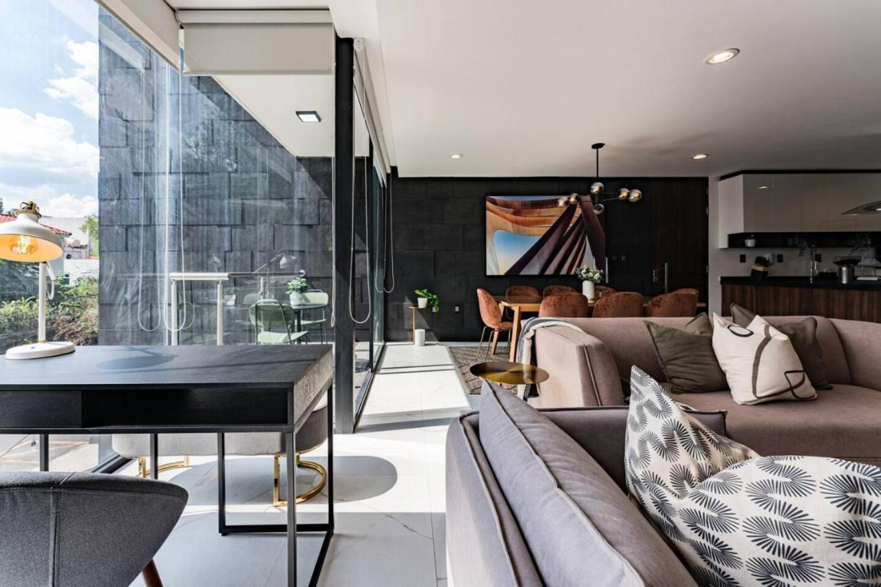 Appartamento Urban Elegance With Balcony Views Città del Messico