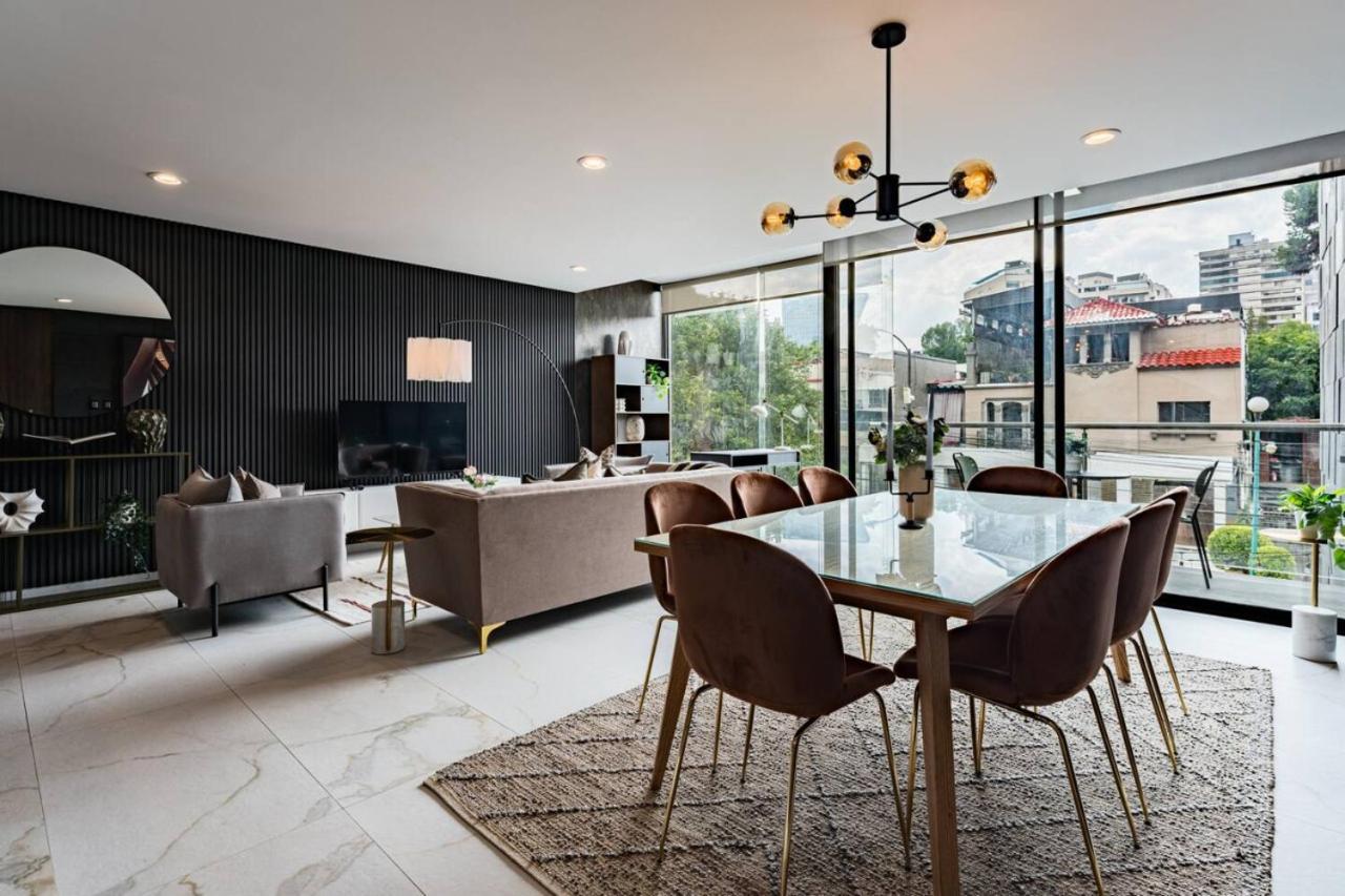 Apartment Urban Elegance With Balcony Views Mexico City